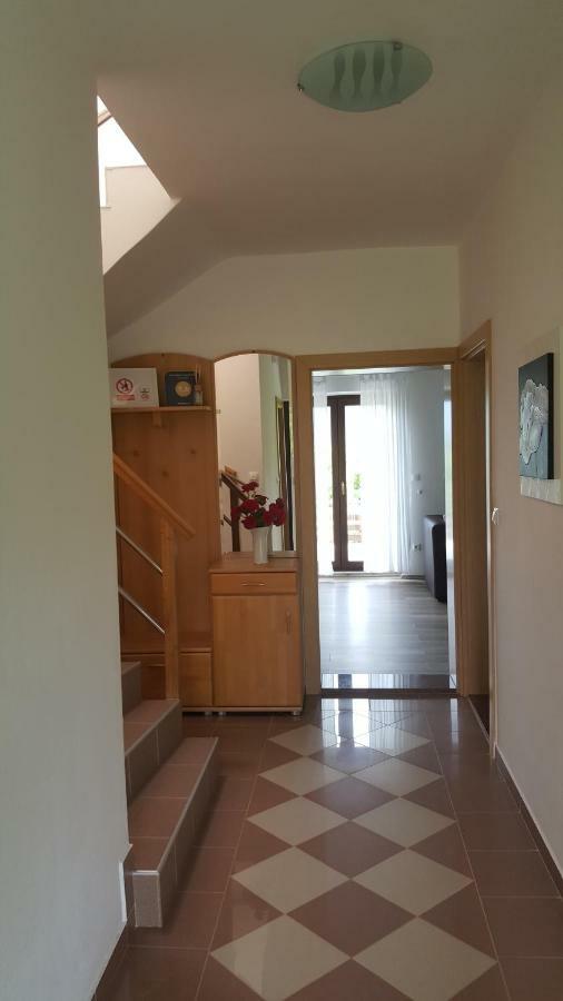 House Tudic Apartment Dreznik Grad Ngoại thất bức ảnh
